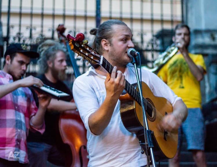 Akustika opäť vyrazila na netradičné "pouličné" turné po slovenských mestách