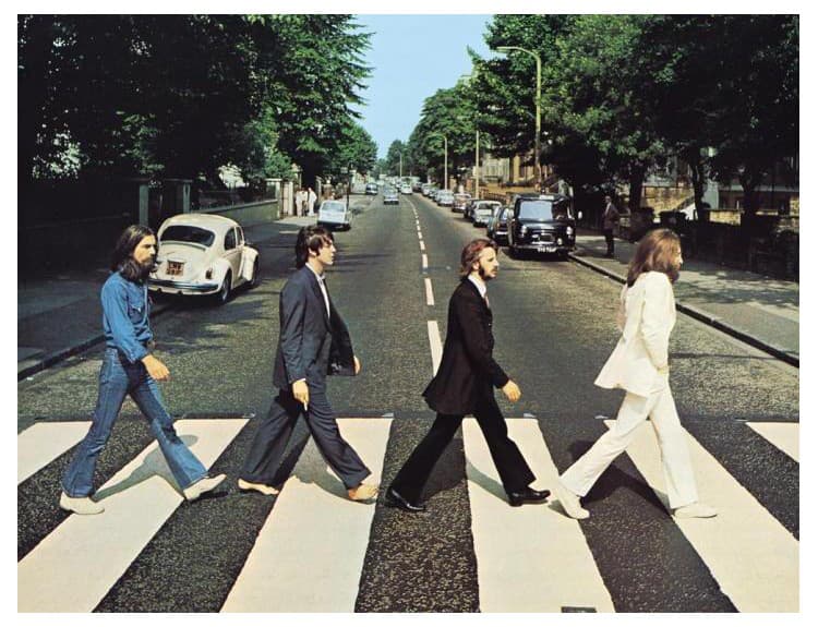 Fanúšikovia The Beatles si pripomenuli 50. výročie snímky na albume Abbey Road