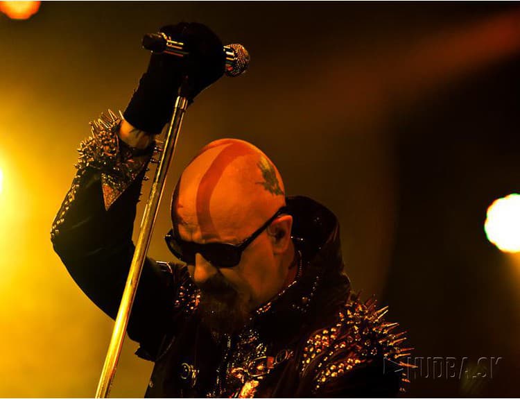 Rob Halford z Judas Priest vydá vianočný album. Vypočujte si prvý singel