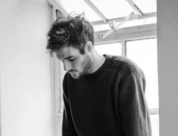 Úspešný anglický pesničkár Roo Panes po prvý raz vystúpi v Bratislave Úspešný anglický pesničkár Roo Panes po prvý raz vystúpi v Bratislave