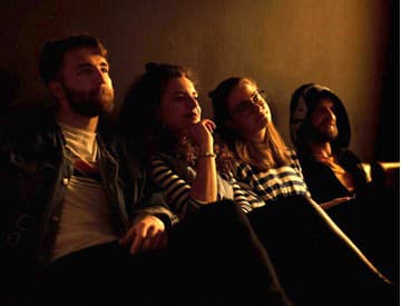 Mladá slovenská kapela Velvet Case predstavila debutový videoklip Moonlight Mladá slovenská kapela Velvet Case predstavila debutový videoklip Moonlight