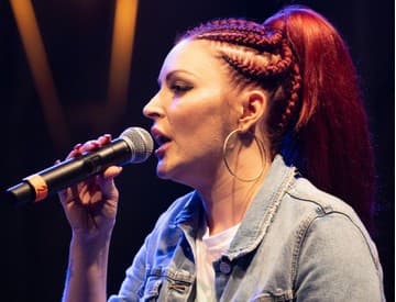 Barbora Švidraňová sa vracia na koncertné pódiá a chystá nové skladby Barbora Švidraňová sa vracia na koncertné pódiá a chystá nové skladby
