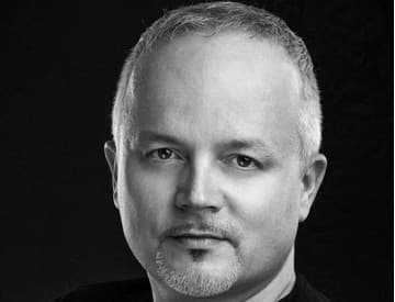 Michalovčan Vlado Bučko zverejnil svoj prvý singel Tancuj so mnou Michalovčan Vlado Bučko zverejnil svoj prvý singel Tancuj so mnou