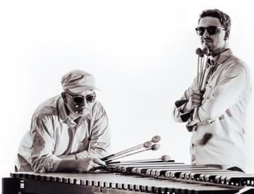 Bubeníci Matej Smutný a Peter Solárik vyrážajú na unikátnu Marimba Tour