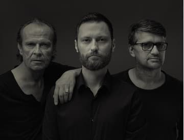 Matej Koreň vydáva debutový album Stigmy. Autormi sú H. Leško a M. Maďarič Matej Koreň vydáva debutový album Stigmy. Autormi sú H. Leško a M. Maďarič