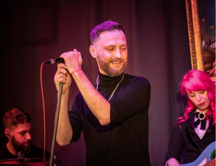 Matej Koreň pokrstil svoj debutový album Stigmy skladbou Snívam