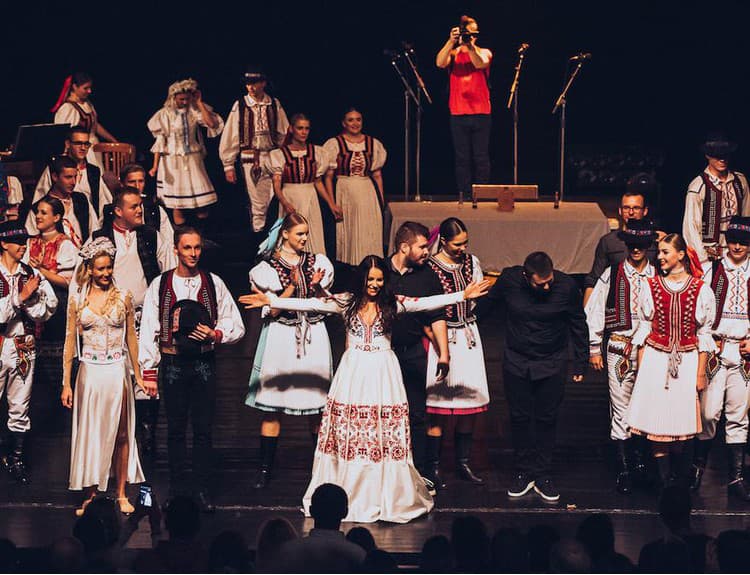Sériu koncertov Slovensko Advent otvoria Katarína Knechtová a FS Šarišan