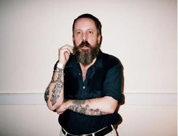 Zomrel vplyvný britský dídžej, producent a remixér Andrew Weatherall Zomrel vplyvný britský dídžej, producent a remixér Andrew Weatherall