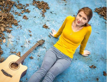 Popularita speváčky Mirky Miškechovej stále rastie. Kto je toto dievča s gitarou? Popularita speváčky Mirky Miškechovej stále rastie. Kto je toto dievča s gitarou?