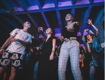 Novinky na SHARPE festivale: 13 nových kapiel aj legenda z rádia KEXP