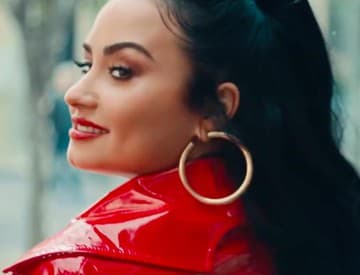 Demi Lovato je späť. Dva roky od predávkovania žiari v novom klipe I Love Me