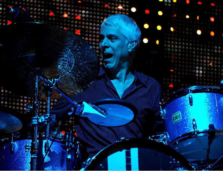 Zomrel bubeník Bill Rieflin, hral s R.E.M., King Crimson či Ministry