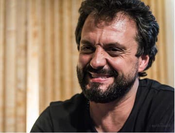 Marián Čekovský v piatok zahrá online koncert Marián Čekovský v piatok zahrá online koncert