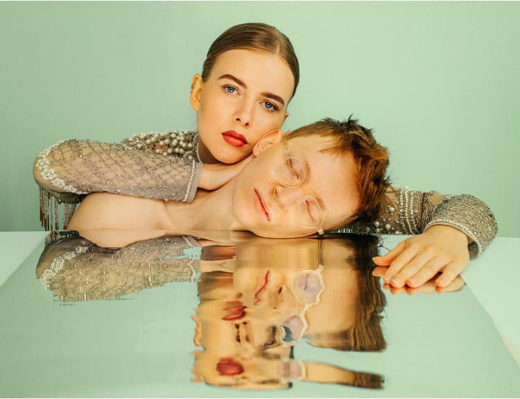 Láska, talent a skvelý vkus: Kristin Lash & Jakob Grey s debutom mieria vysoko