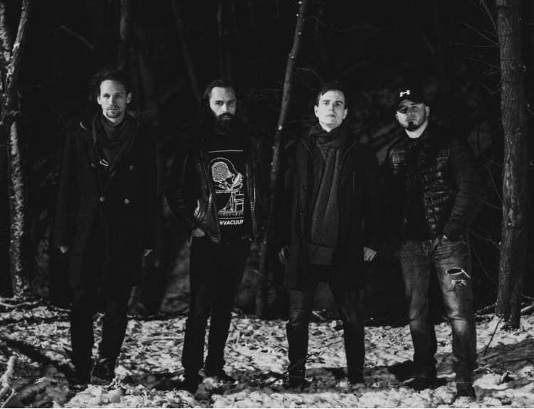 Bratislavská post-black metalová kapela Besna vyráža na turné