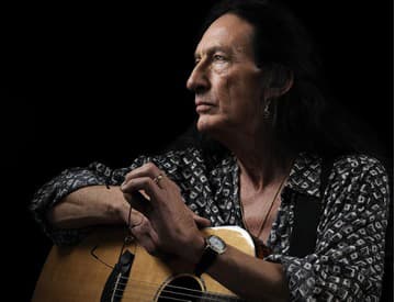 Zomrel Ken Hensley, bývalý klávesista rockovej skupiny Uriah Heep Zomrel Ken Hensley, bývalý klávesista rockovej skupiny Uriah Heep