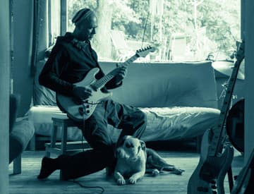 Nevšedné autorské skladby a skvelí muzikanti: Spoznajte projekt Oblačný systém Nevšedné autorské skladby a skvelí muzikanti: Spoznajte projekt Oblačný systém