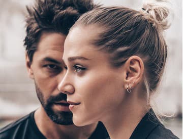 Adam Ďurica a Emma Drobná naspievali duet Naše hriechy. Pozrite si videoklip Adam Ďurica a Emma Drobná naspievali duet Naše hriechy. Pozrite si videoklip