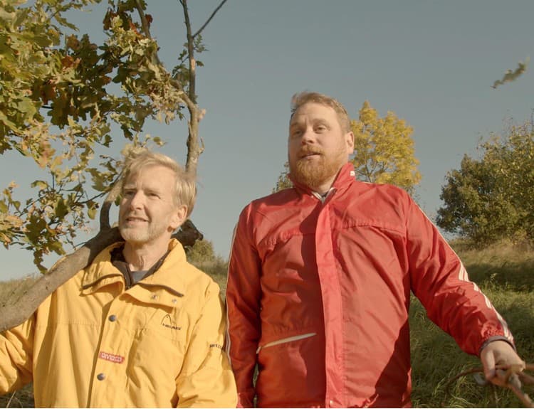 Midi Lidi si vo videoklipe k novej piesni The Thing spoločne vyrazili do prírody