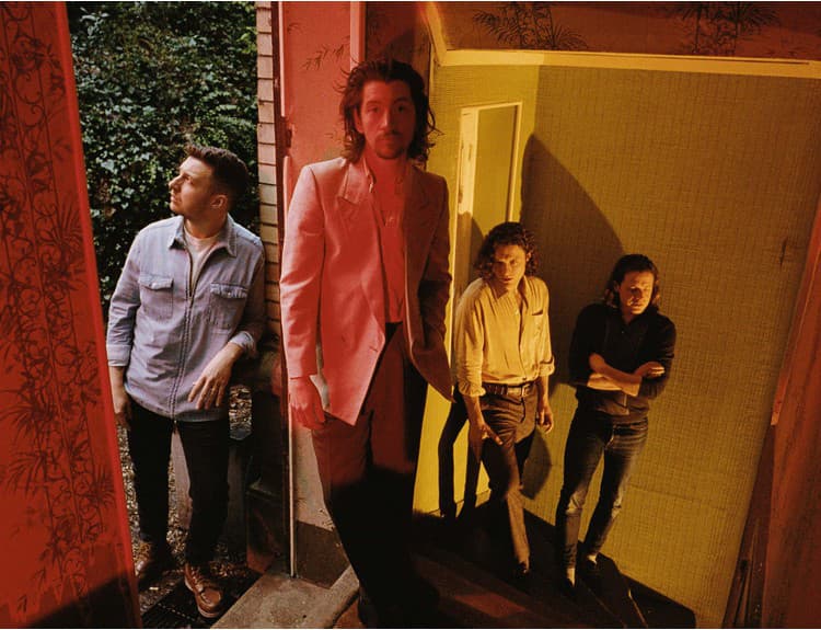 Arctic Monkeys sa po trinástich rokoch vrátia do Prahy