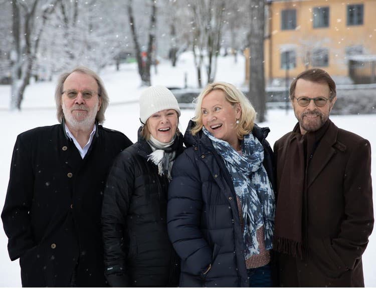 ABBA zverejnila videoklip k svojej prvej vianočnej skladbe Little Things