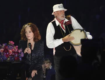 Bonnie Raitt a Mick Fleetwood, Grammy Awards 2023