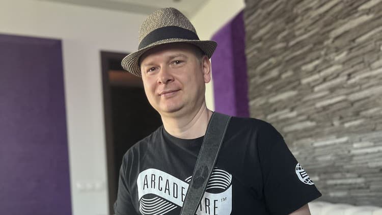 Peter Ďurinďák z kapely Voľne pohodení, 2023