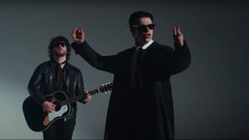 Yungblud, video Lovesick Lullaby