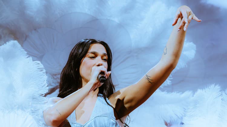 Dua Lipa v Prahe, 27.5.2025