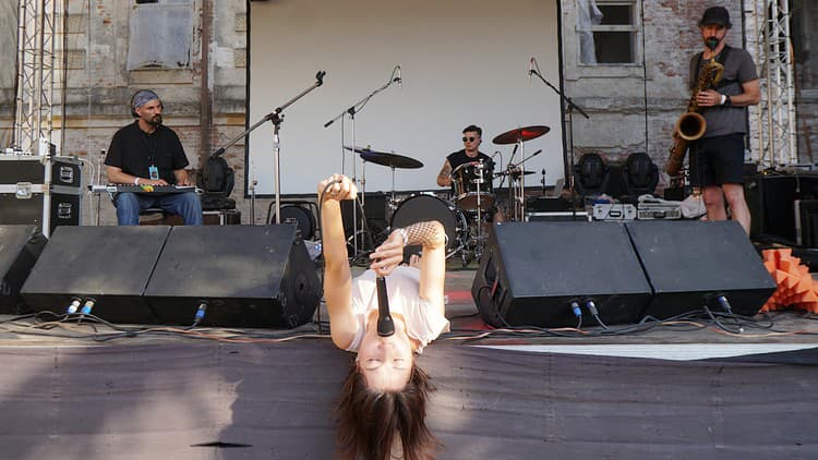 Drť na festivale Hradby Samoty 2025