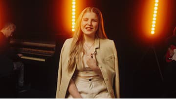 NIKKA predstavuje novinku Dáma: úprimná vypoveď pocitov v období dospievania