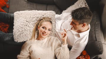 Zuzana Hrvoľová zverejnila vianočnú novinku. Pozrite si videoklip Vezmi ma do tanca