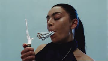 Charli xcx, video Rock Music